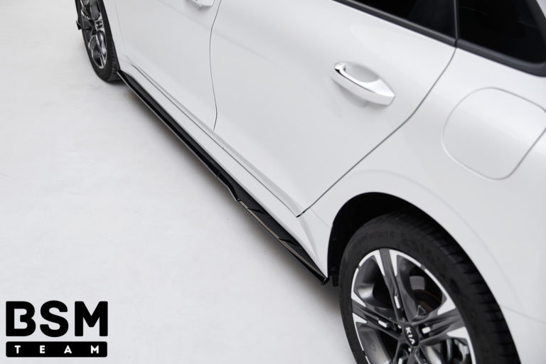 Сплиттера Под Пороги до брызговиков Kia K5 2020-2022 АБС Пластик