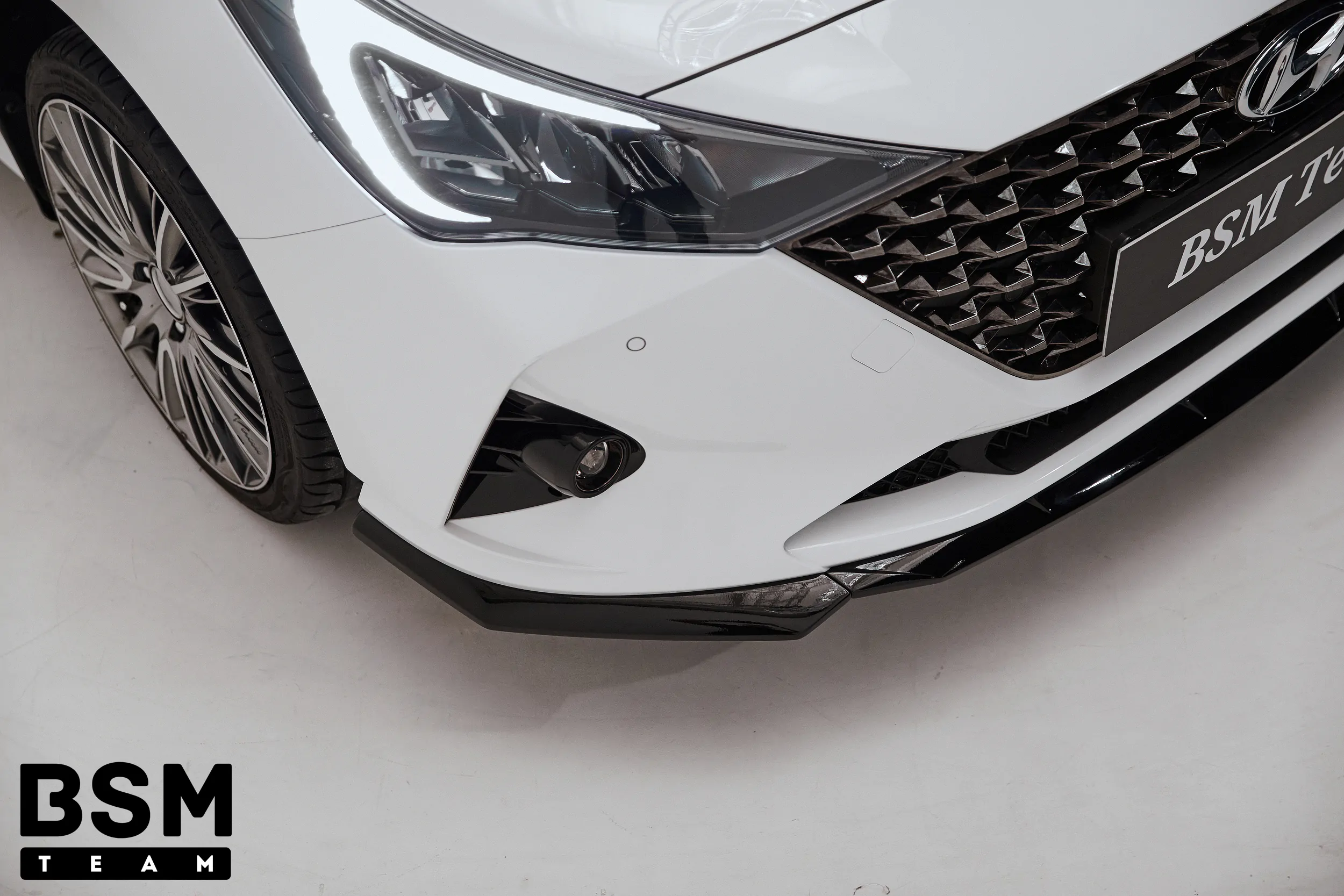 Центральная часть (середина) Сплиттера Переднего Бампера Hyundai Solaris hs 2020-2025 Рестайлинг АБС Пластик — изображение 8
