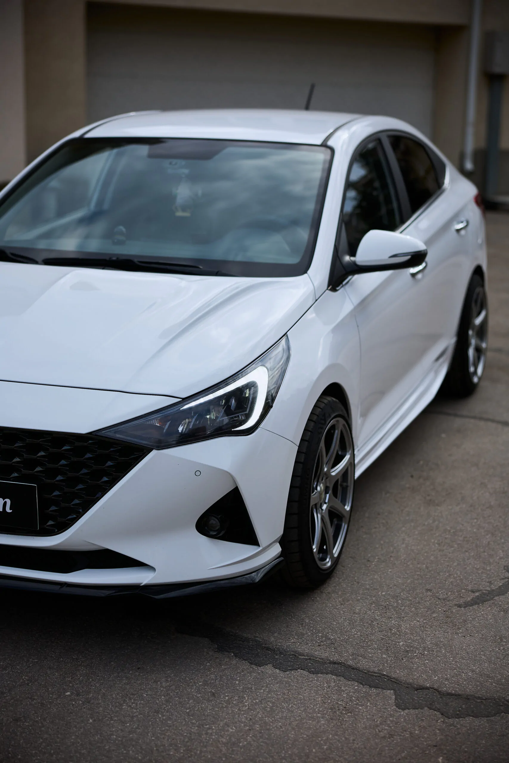 Капот для Hyundai Solaris 2 2017-2025 — изображение 13